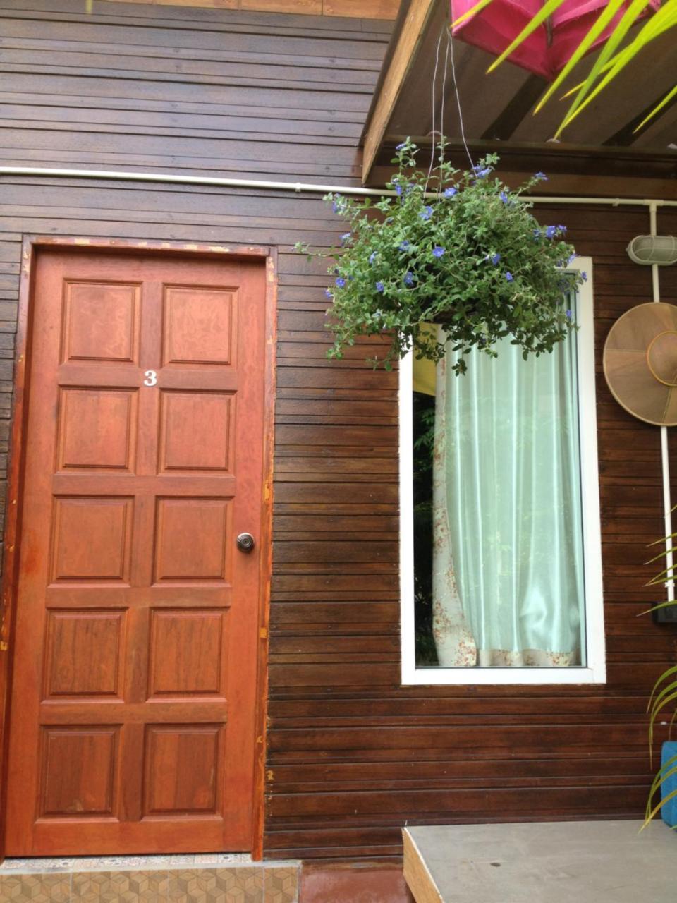 Milin Guesthouse Чианграй Экстерьер фото
